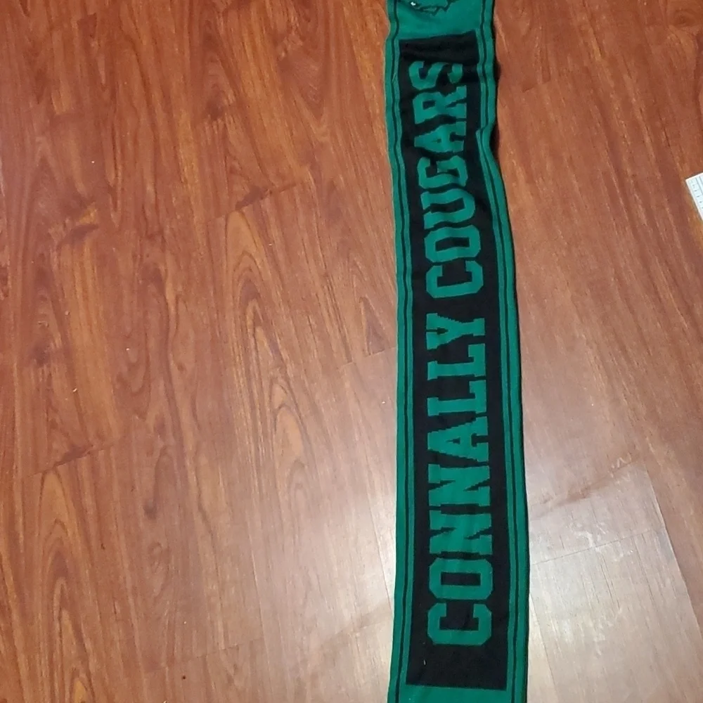 Connally Cougars scarf green black rough neck scarfs